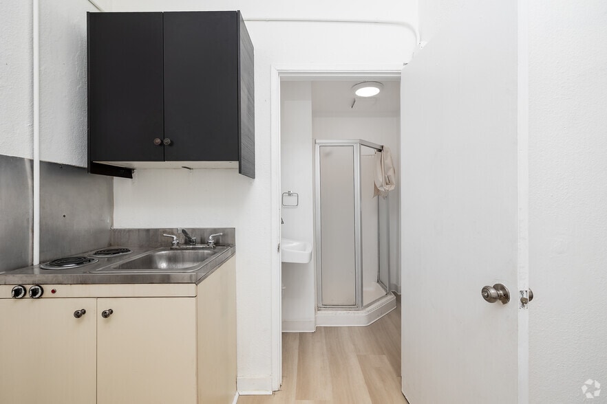 More Photos Of 710 S Broadway, Los Angeles Apartments For Lease