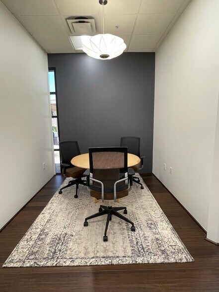 More Photos Of 8165 E Indian Bend Rd, Scottsdale Medical For Lease