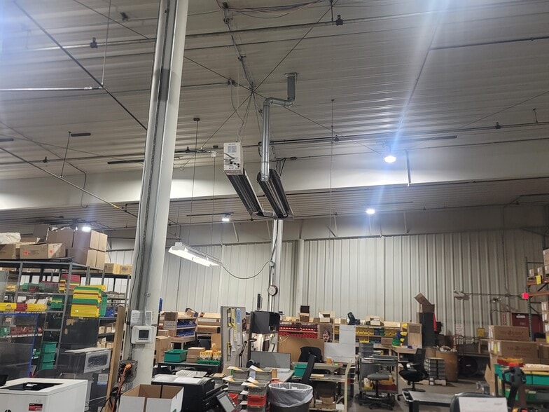 More Photos Of 1 7th St SW, Chisholm Manufacturing For Sale