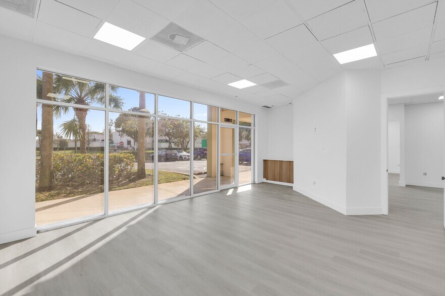 More Photos Of 11931-11971 NW 37th St, Coral Springs Warehouse For Sale