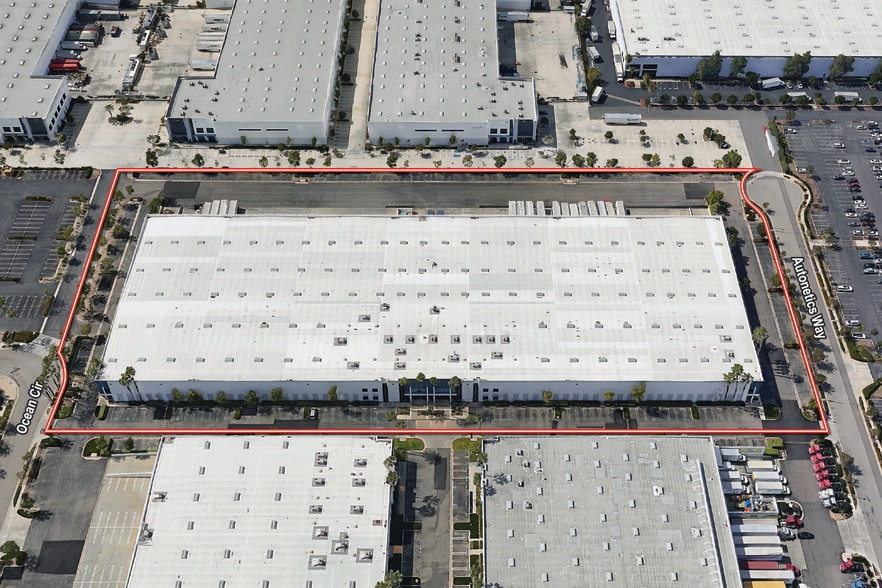 More Photos Of 1211 N Miller St, Anaheim Warehouse For Lease
