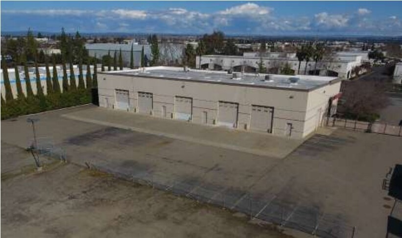 More Photos Of 4220 Duluth Ave, Rocklin Warehouse For Lease
