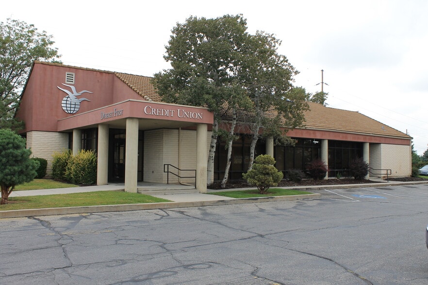 More Photos Of 2572-2658 W 4700 S, Salt Lake City Unknown For Lease