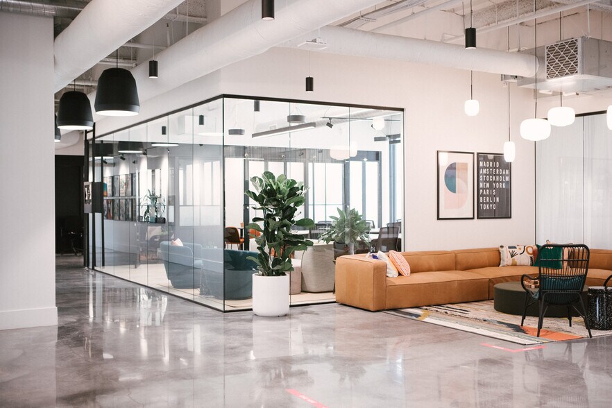 More Photos Of 9840-9850 N Central Expy, Dallas Coworking Space