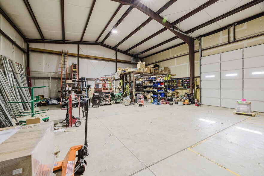 More Photos Of 1070 Silver St, Elko Manufacturing For Lease