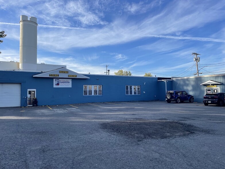 Primary Photo Of 3614 Burnet Ave, East Syracuse Showroom For Sale