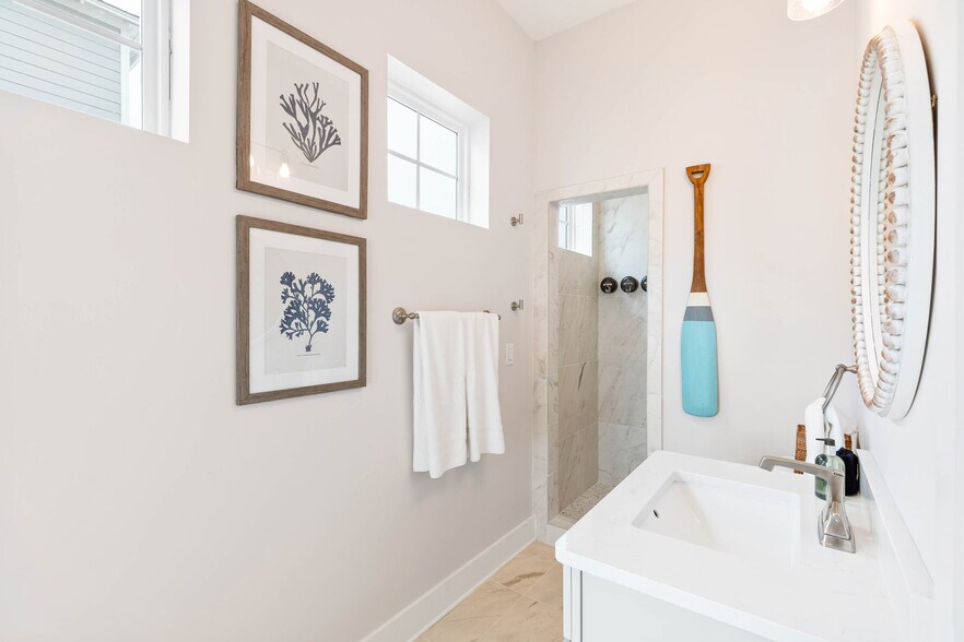 More Photos Of 191 Las Palmas Ln, Port St Joe Specialty For Sale