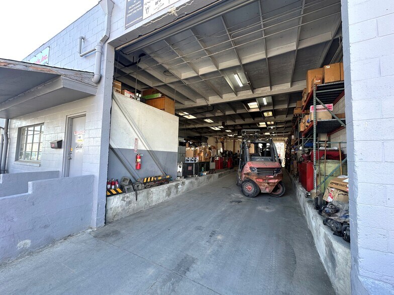 More Photos Of 518 Robert Ave, Santa Clara Service For Sale