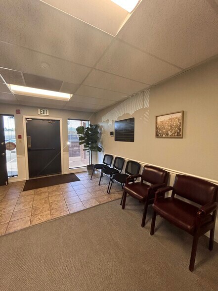 More Photos Of 1925 Dominion Way, Colorado Springs Office For Lease