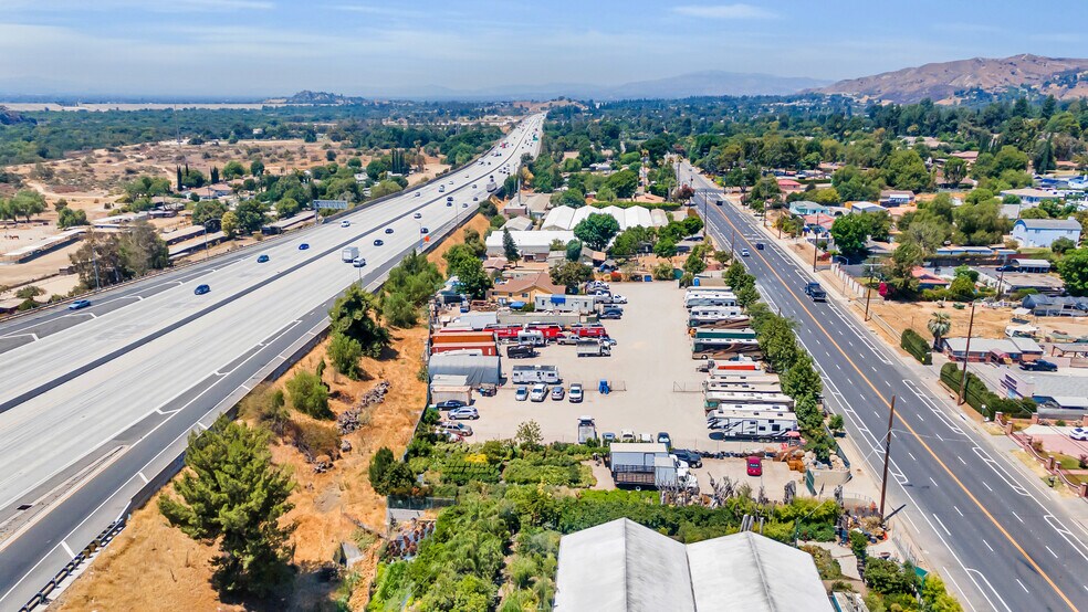 More Photos Of 10404 Foothill Blvd, Lake View Terrace Specialty For Sale