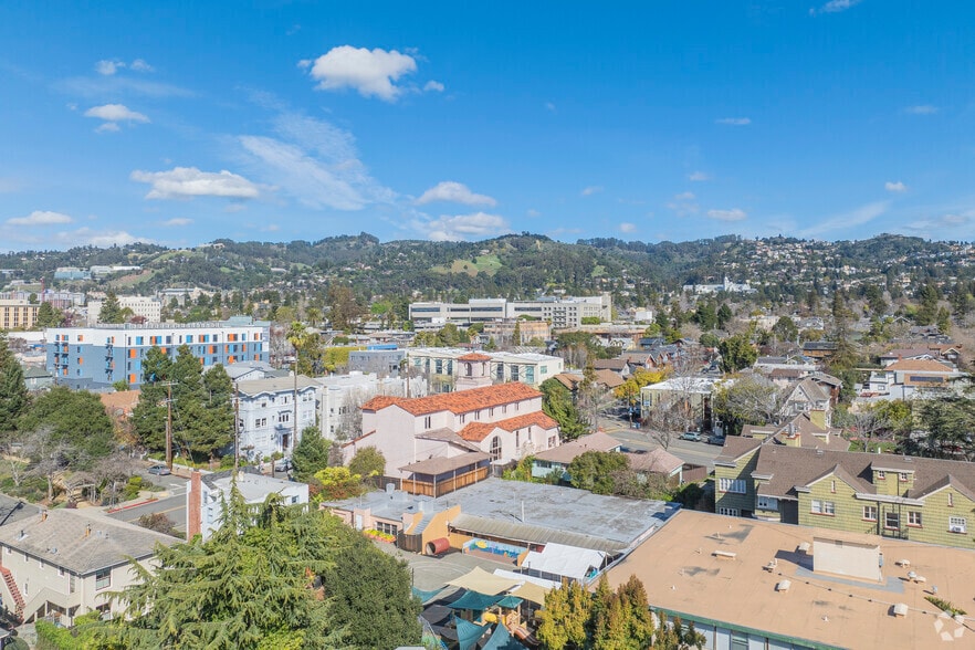 More Photos Of 2330 Prince St, Berkeley Schools For Sale