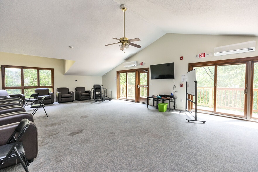 More Photos Of 608 Francestown Rd, Bennington Apartments For Sale