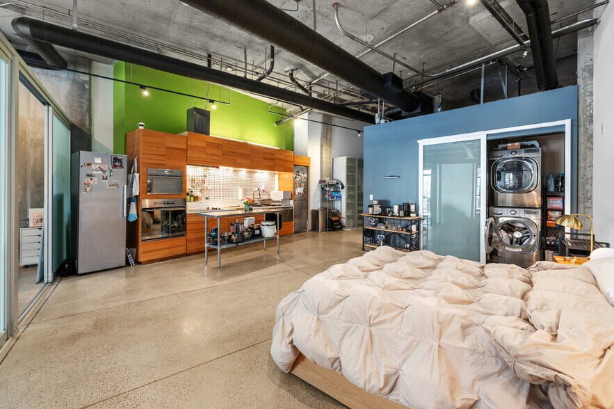More Photos Of 116 7th Ave, San Diego Apartments For Sale