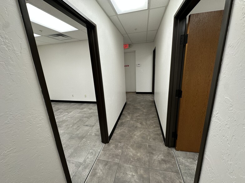 More Photos Of 4800 S Council Rd, Oklahoma City Warehouse For Lease