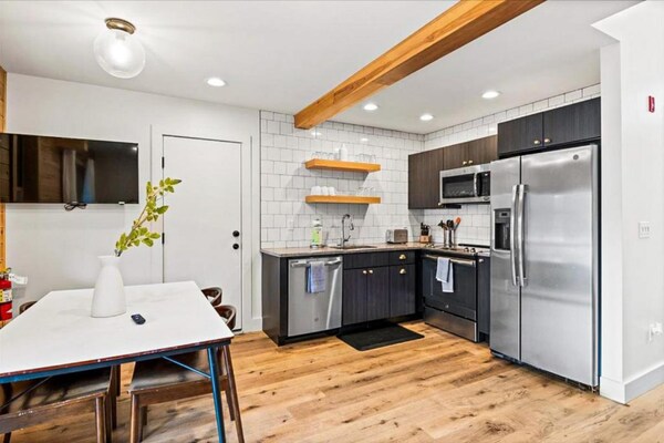 More Photos Of 10 Front St, Lake George Hospitality For Sale