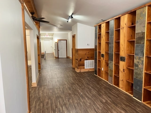 More Photos Of 121-125 N Main St, Woodstock Storefront Retail Residential For Sale