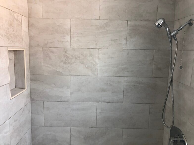 More Photos Of 1513 S Arlington Ave, Los Angeles Apartments For Sale