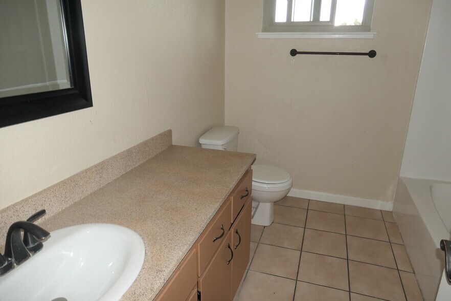 More Photos Of 7191 Eigleberry St, Gilroy Apartments For Sale