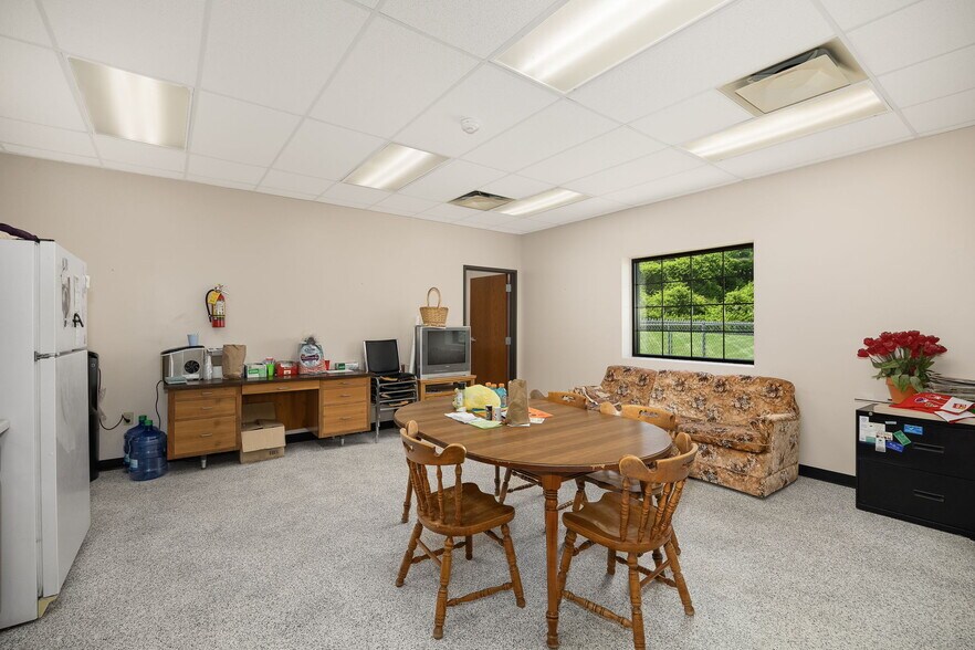 More Photos Of 20994 State Route K, Saint Joseph Office For Lease