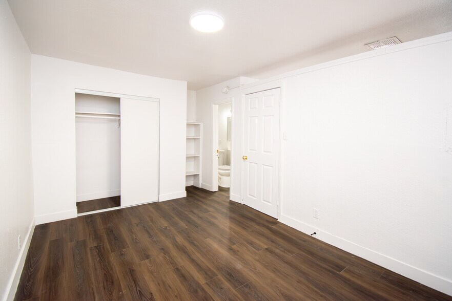 More Photos Of 2216-2224 Tam Dr, Las Vegas Apartments For Sale