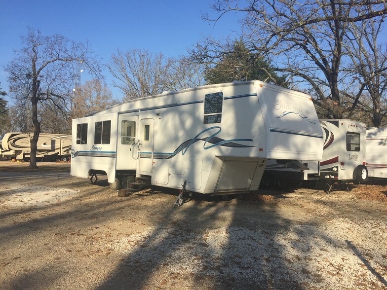 More Photos Of 1083 N 4290 Rd, Sawyer Hotel For Sale