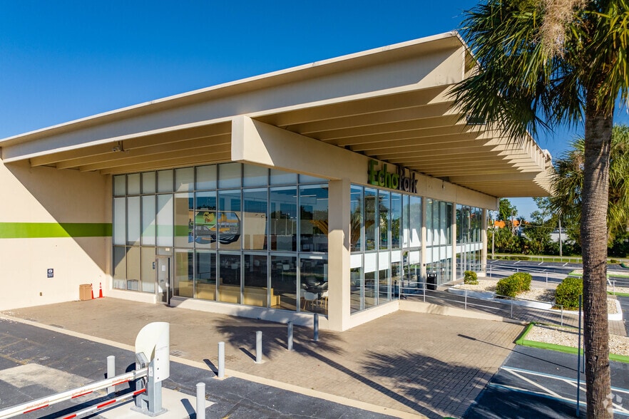 Primary Photo Of 4636 N Dale Mabry Hwy, Tampa Auto Dealership For Sale