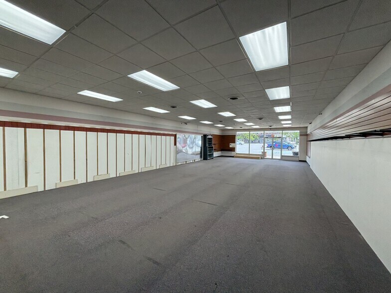 More Photos Of 1-6 Riverside Plz, Blossburg Storefront For Sale