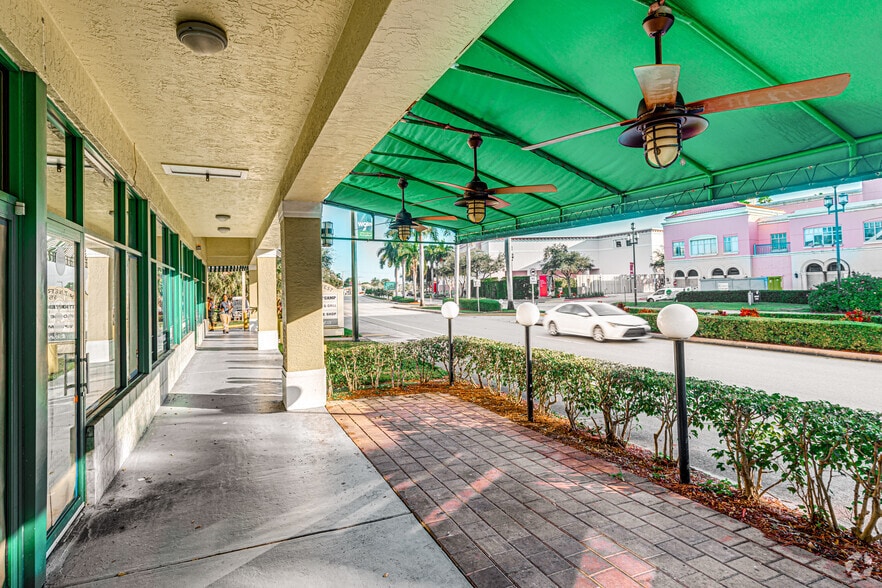More Photos Of 555 N Federal Hwy, Boca Raton Unknown For Lease