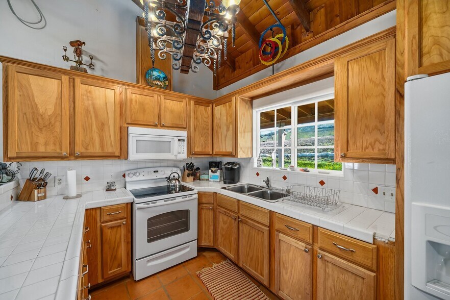 More Photos Of 535 Calf Canyon Hwy, Creston Winery Vineyard For Sale