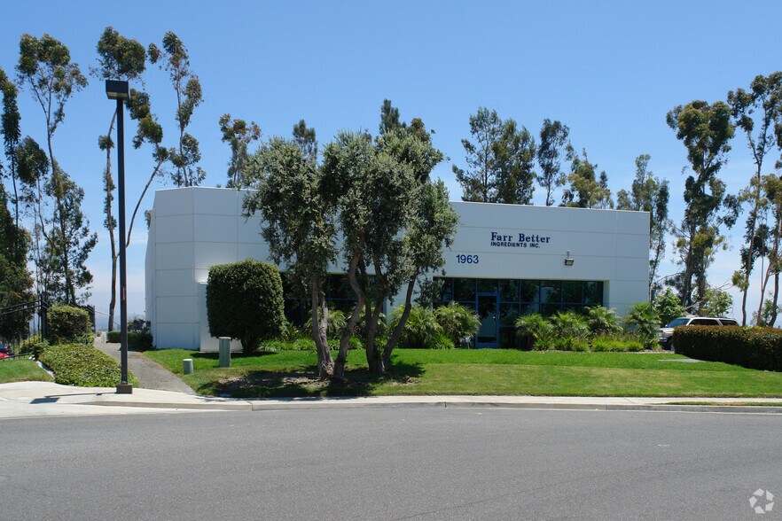 More Photos Of 1963 Avenida Plaza Real, Oceanside Warehouse For Lease
