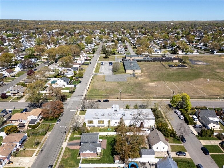 More Photos Of 330 Central Ave, Deer Park Religious Facility For Sale