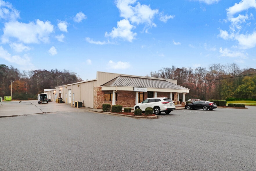 More Photos Of 1990 Woodridge Park Rd, Greenville Research And Development For Lease