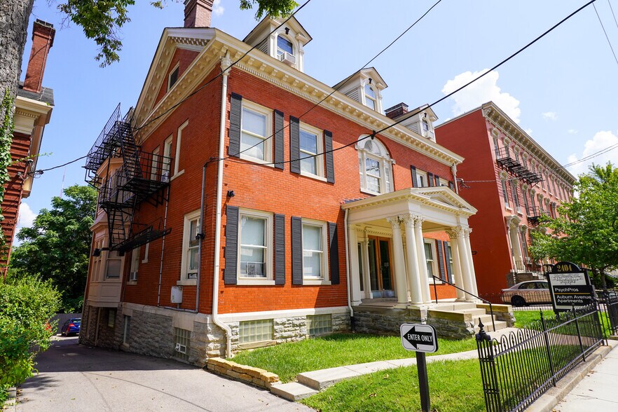 More Photos Of 2404 Auburn Ave, Cincinnati Apartments For Sale