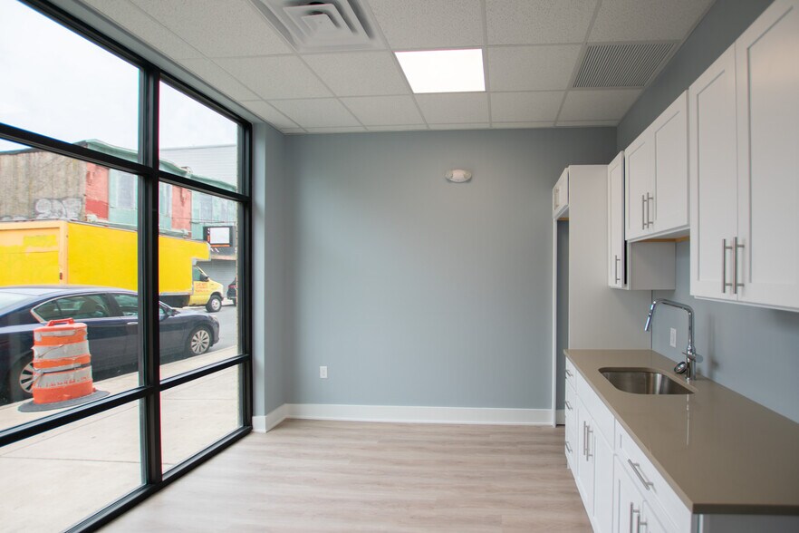 More Photos Of 1420 Point Breeze Ave, Philadelphia Apartments For Lease