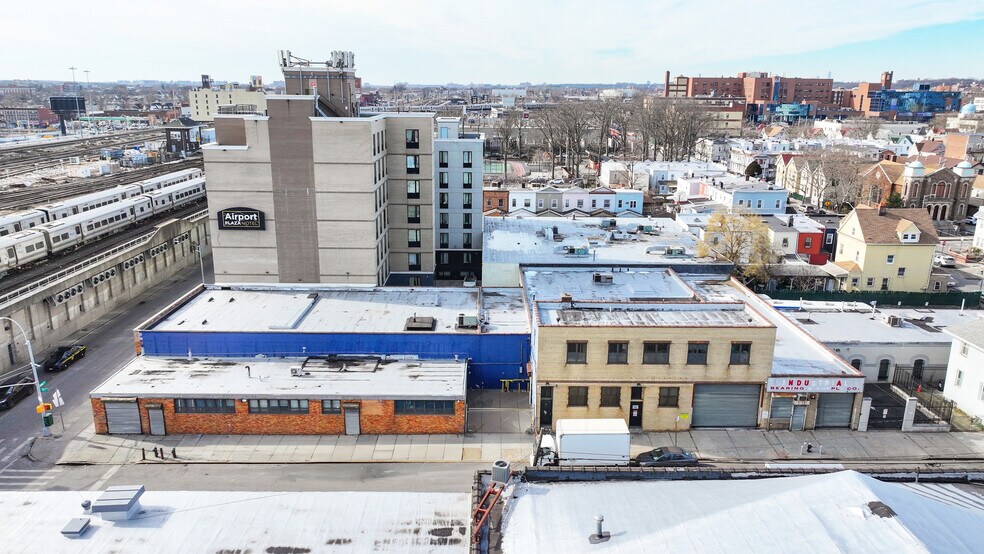More Photos Of 13919 Archer Ave, Jamaica Industrial For Sale