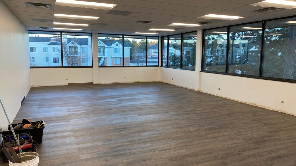 More Photos Of 6851 S Holly Cir, Centennial Office For Lease