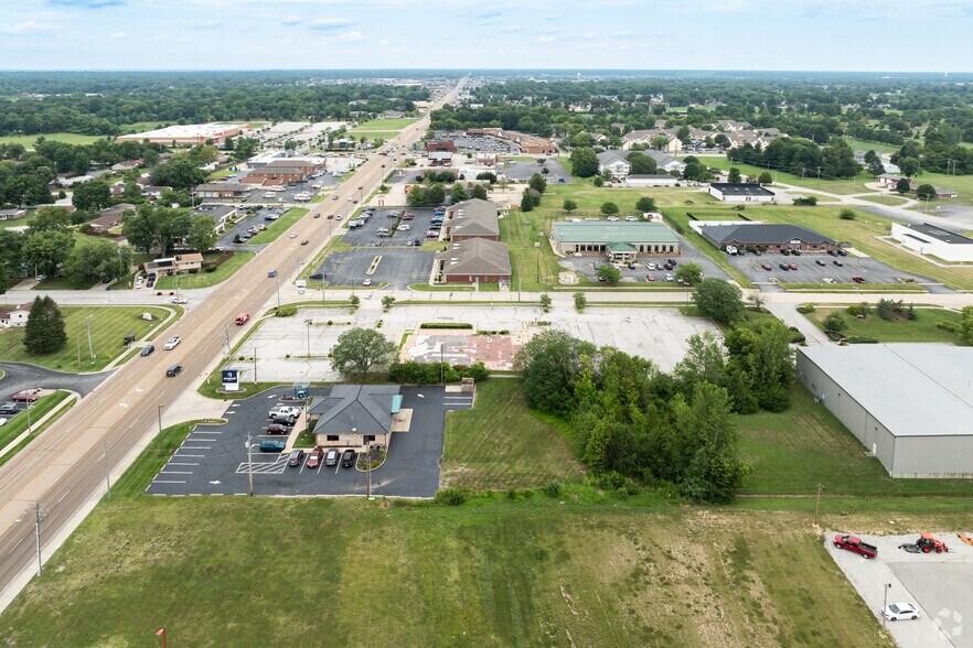 More Photos Of 4390 N Illinois St, Swansea Land For Sale