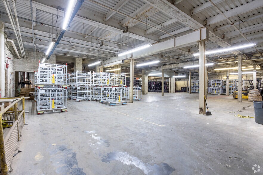 More Photos Of 1000 Elm St, Lagrange Industrial For Sale