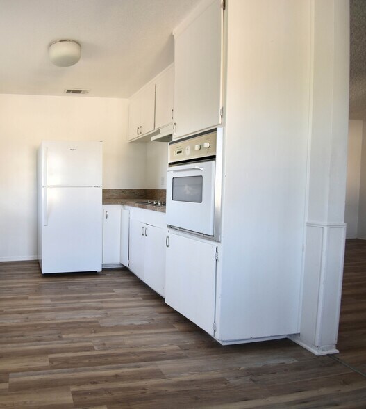More Photos Of 25235 Pacific St, San Bernardino Apartments For Sale