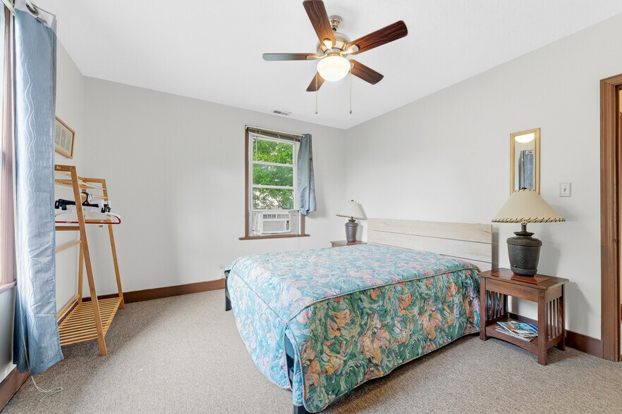 More Photos Of 320 Watts St, Morgantown Apartments For Sale