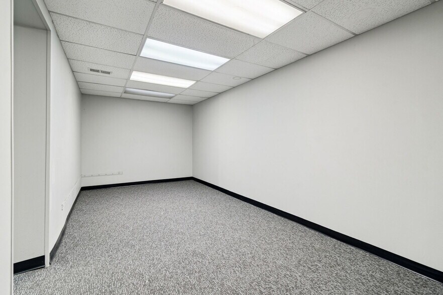 More Photos Of 715 McDuff Ave, Jacksonville Storefront Retail Residential For Sale