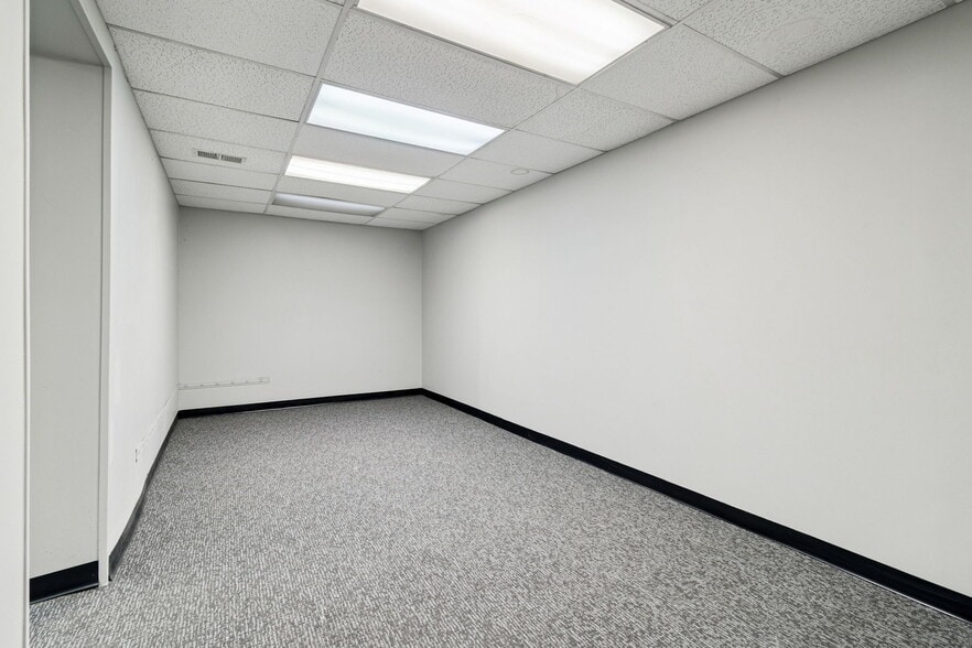 More Photos Of 715 McDuff Ave N, Jacksonville Storefront Retail Residential For Sale