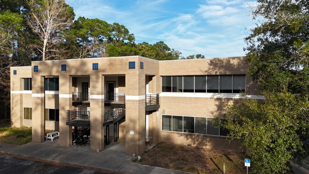 More Photos Of 4063 Salisbury Rd, Jacksonville Medical For Lease