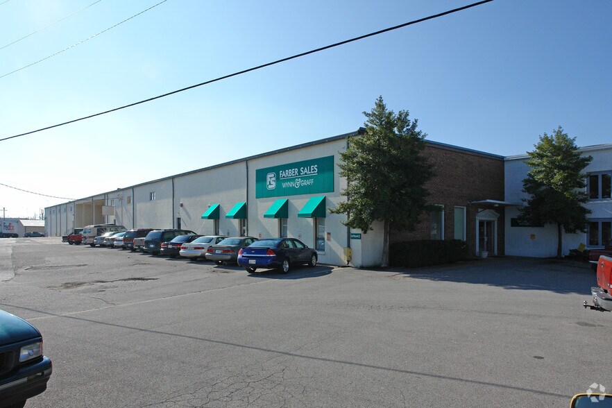 More Photos Of 2611-2615 Grandview Ave, Nashville Distribution For Lease