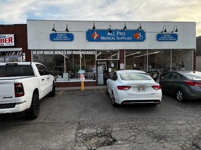 Primary Photo Of 464 E Main St, Patchogue Freestanding For Lease