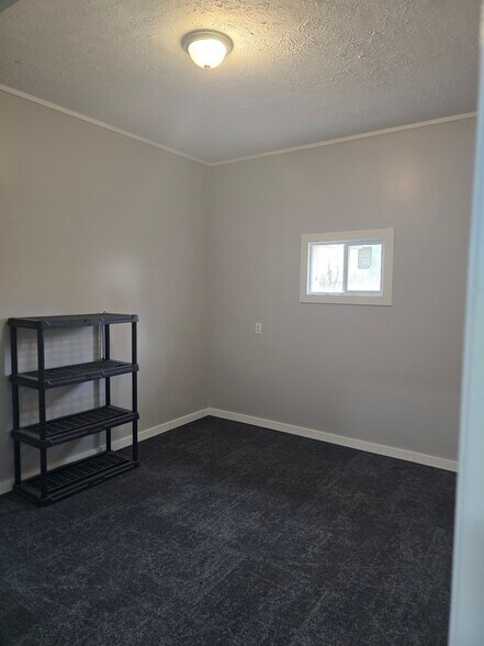 More Photos Of 433 Oberlin Rd, Elyria Storefront Retail Office For Sale