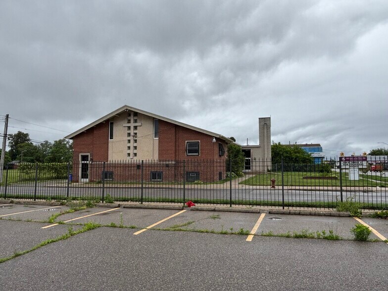 More Photos Of 15003 Joy Rd, Detroit Religious Facility For Sale