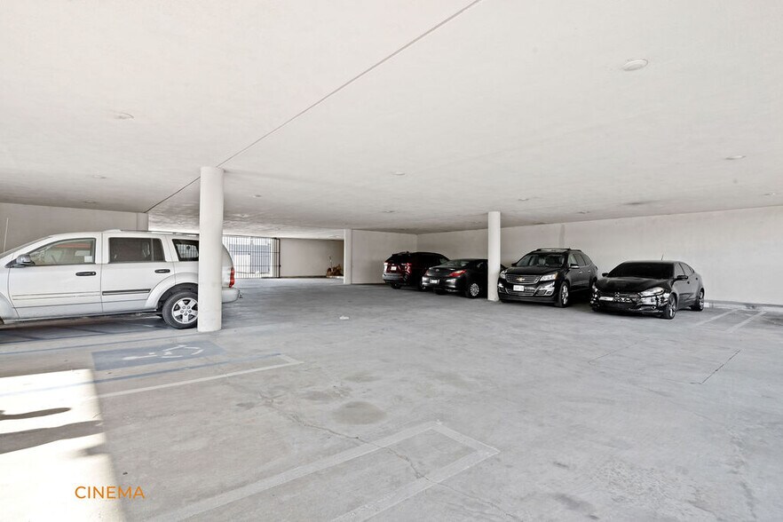 More Photos Of 1227 Chester Ave, Bakersfield Loft Creative Space For Sale