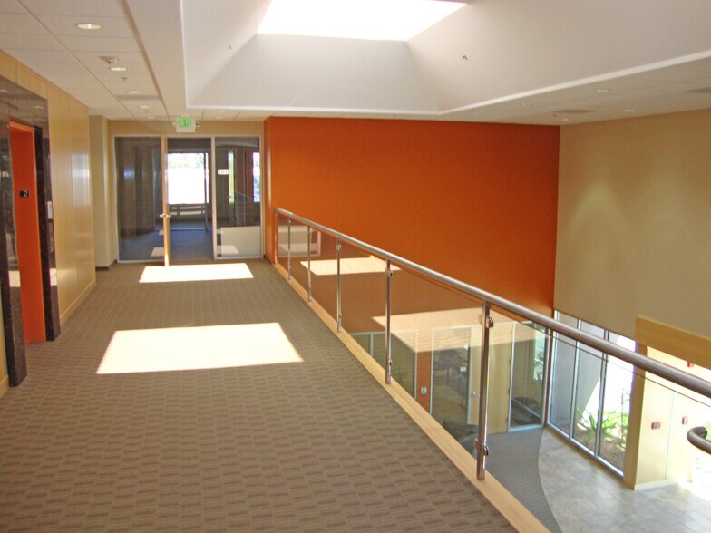More Photos Of 3663 N Laughlin Rd, Santa Rosa Medical For Lease