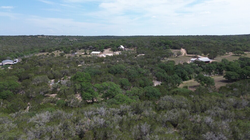 More Photos Of 139 Bee Hive rd, Hunt Land For Sale